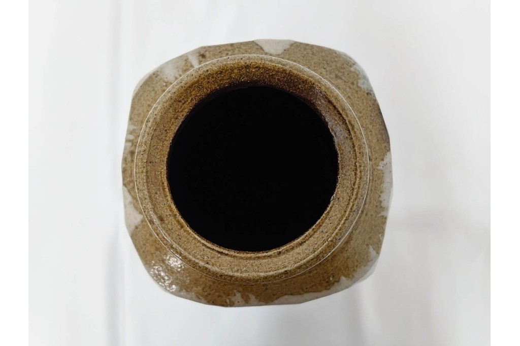 人間国宝　濱田庄司(浜田庄司)　塩釉絵刷毛目　高さ約30cmの益子焼花瓶　共箱付き　(R-084910)