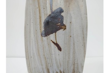 人間国宝　濱田庄司(浜田庄司)　塩釉絵刷毛目　高さ約30cmの益子焼花瓶　共箱付き　(R-084910)