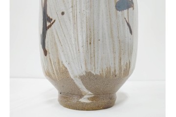 人間国宝　濱田庄司(浜田庄司)　塩釉絵刷毛目　高さ約30cmの益子焼花瓶　共箱付き　(R-084910)