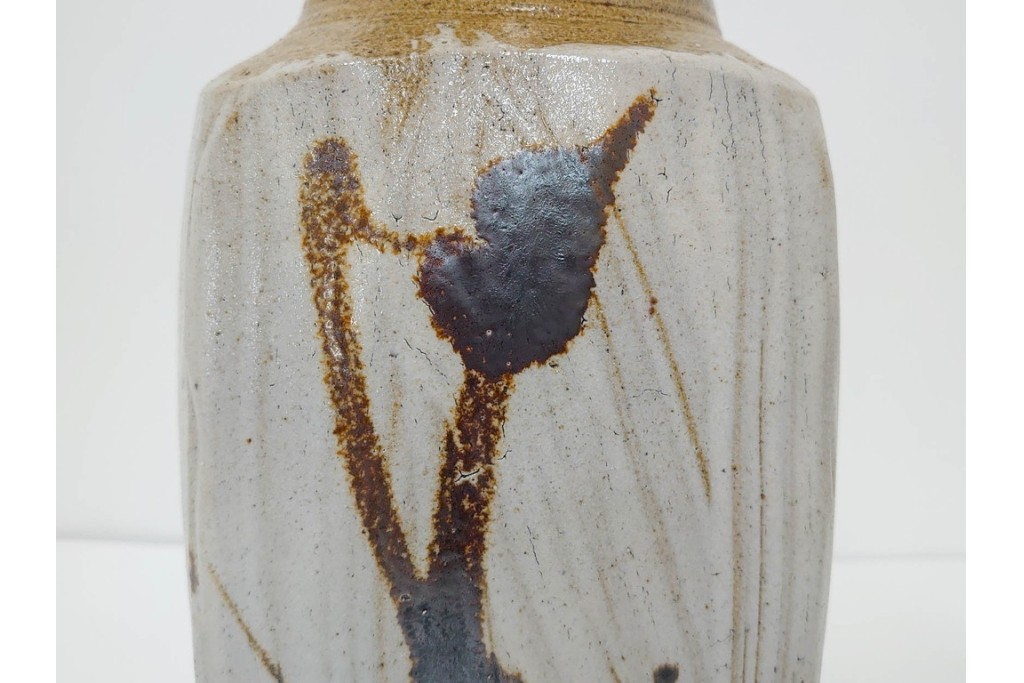 人間国宝　濱田庄司(浜田庄司)　塩釉絵刷毛目　高さ約30cmの益子焼花瓶　共箱付き　(R-084910)