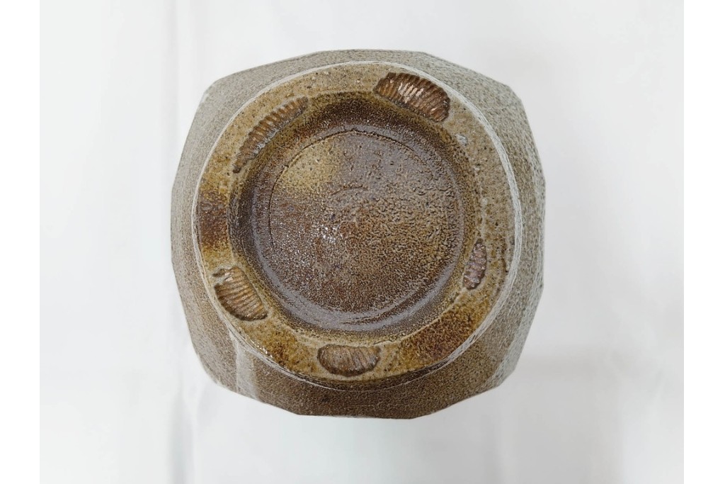 人間国宝　濱田庄司(浜田庄司)　塩釉絵刷毛目　高さ約30cmの益子焼花瓶　共箱付き　(R-084910)