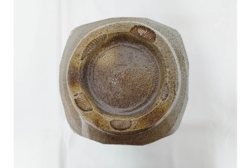 人間国宝　濱田庄司(浜田庄司)　塩釉絵刷毛目　高さ約30cmの益子焼花瓶　共箱付き　(R-084910)