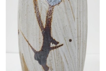 人間国宝　濱田庄司(浜田庄司)　塩釉絵刷毛目　高さ約30cmの益子焼花瓶　共箱付き　(R-084910)