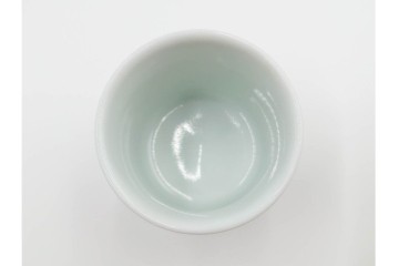 三右衛門焼　十三代 酒井田柿右衛門・十三代 今泉今右衛門・十三代 中里太郎右衛門　異なる表情を楽しめるぐい吞み3客セット　共箱付き　(R-084913)