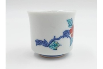 三右衛門焼　十三代 酒井田柿右衛門・十三代 今泉今右衛門・十三代 中里太郎右衛門　異なる表情を楽しめるぐい吞み3客セット　共箱付き　(R-084913)