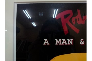 真作　直筆サイン入り　ジョージ・ロドリーゲ(George Rodrigue)　ブルードッグ　「A MAN&HIS DOG」　28/90　シルクスクリーン　(R-084919)