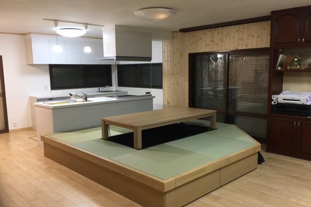 【分解した状態でのお渡し・直接引き取り限定】中古 美品 住宅展示場展示品 Panasonic 畳が丘 掘りごたつと小上がりユニットのセット一式 定価推定92万円相当(※商品画像は組み立て後イメージです) (R-084925)