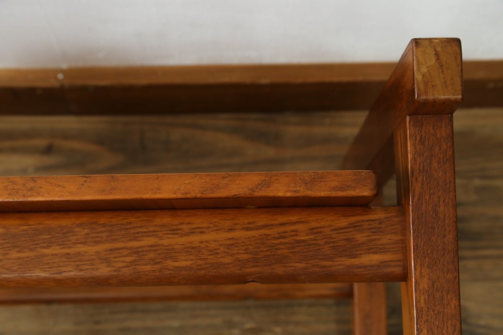 デンマークヴィンテージ　GETAMA(ゲタマ)　Hans J Wegner(ハンス・J・ウェグナー)　GE375　チーク材　端正なフレームデザインのオットマン　(R-084928)
