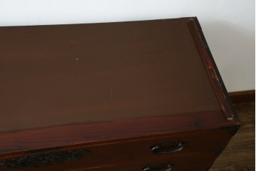 《天板取り付け加工費込み》　和製ヴィンテージ　美品!!　前面(欅材)　上杢目　手打ち金具が素敵な木地呂塗りの仙台箪笥　(R-084932)