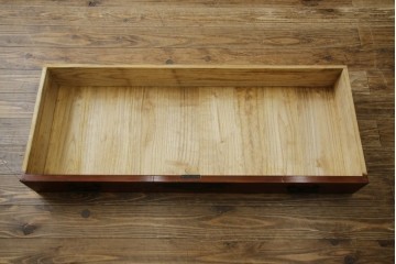 《天板取り付け加工費込み》　和製ヴィンテージ　美品!!　前面(欅材)　上杢目　手打ち金具が素敵な木地呂塗りの仙台箪笥　(R-084932)