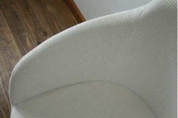 中古　短期展示品　極美品　相合家具製作所(SOGOKAGU)　マーガレット(MARGUERITE)　シンプルなデザインが魅力的なアームチェア　(R-084933)