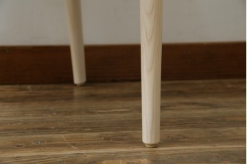 中古　短期展示品　極美品　相合家具製作所(SOGOKAGU)　マーガレット(MARGUERITE)　シンプルなデザインが魅力的なアームチェア　(R-084933)