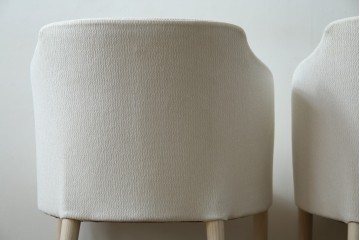 中古　短期展示品　極美品　相合家具製作所(SOGOKAGU)　マーガレット(MARGUERITE)　シンプルなデザインが魅力的なアームチェア2脚セット　(R-084934)