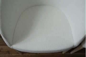 中古　短期展示品　極美品　相合家具製作所(SOGOKAGU)　マーガレット(MARGUERITE)　シンプルなデザインが魅力的なアームチェア2脚セット　(R-084934)