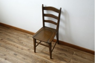 中古　永田良介商店　神戸洋家具　落ち着きのあるシックな佇まいが魅力のラダー型食堂椅子　(R-084935)