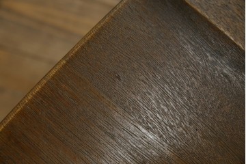 中古　永田良介商店　神戸洋家具　落ち着きのあるシックな佇まいが魅力のラダー型食堂椅子　(R-084935)