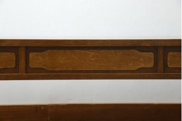 中古　DREXEL HERITAGE(ドレクセルヘリテイジ)　Triune(トライユン)　マホガニー材　クラシカルな佇まいのカクテルテーブル　(R-084937)