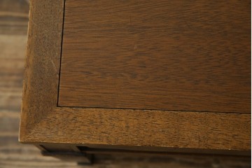 中古　DREXEL HERITAGE(ドレクセルヘリテイジ)　Triune(トライユン)　マホガニー材　クラシカルな佇まいのカクテルテーブル　(R-084937)