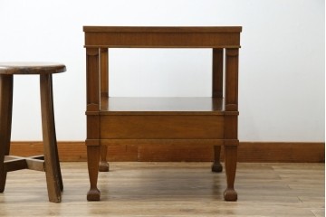 中古　美品　DREXEL HERITAGE(ドレクセルヘリテイジ)　Triune(トライユン)シリーズ　すっきりした佇まいのエンドテーブル　定価約12万円相当　(R-084938)