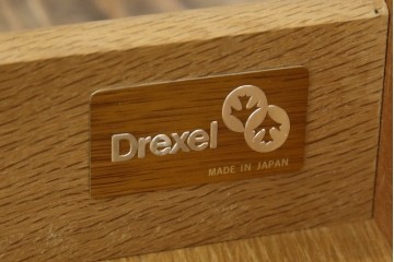 中古　美品　DREXEL HERITAGE(ドレクセルヘリテイジ)　Triune(トライユン)シリーズ　すっきりした佇まいのエンドテーブル　定価約12万円相当　(R-084938)