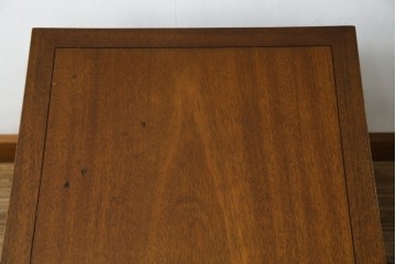 中古　美品　DREXEL HERITAGE(ドレクセルヘリテイジ)　Triune(トライユン)シリーズ　すっきりした佇まいのエンドテーブル　定価約12万円相当　(R-084939)