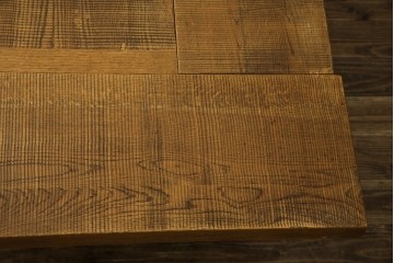 中古　国産　職人手作り　ナラ材　天板の鋸目(のこめ)仕上げの意匠がおしゃれな囲炉裏テーブル　(R-084940)