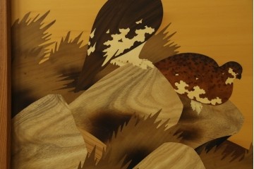 中古　最高級　枠総欅(ケヤキ)材　木象嵌作家　朴木立堂　立山に雷鳥図の衝立　定価推定約150万円　(R-084941)