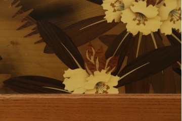 中古　最高級　枠総欅(ケヤキ)材　木象嵌作家　朴木立堂　立山に雷鳥図の衝立　定価推定約150万円　(R-084941)