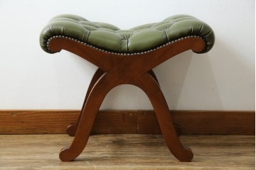 中古　超美品!!　スペイン製　バロッサバレンティ(VARO,S.A. VALENTI)　本革(レザー)　クラシカルな空間演出に活躍するオットマン　定価約16万2千円相当　(R-084942)