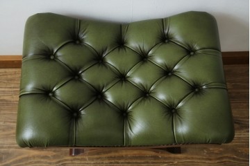 中古　超美品!!　スペイン製　バロッサバレンティ(VARO,S.A. VALENTI)　本革(レザー)　クラシカルな空間演出に活躍するオットマン　定価約16万2千円相当　(R-084942)