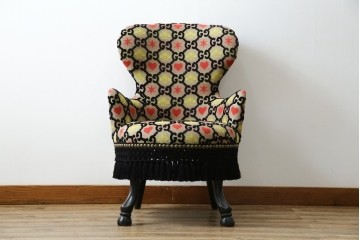 中古　美品　GUCCI(グッチ)　デコール　ゴージャスなデザインのアームチェア　定価約100万円相当　(R-084943)