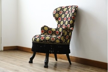 中古　美品　GUCCI(グッチ)　デコール　ゴージャスなデザインのアームチェア　定価約100万円相当　(R-084943)