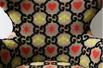 中古　美品　GUCCI(グッチ)　デコール　ゴージャスなデザインのアームチェア　定価約100万円相当　(R-084943)