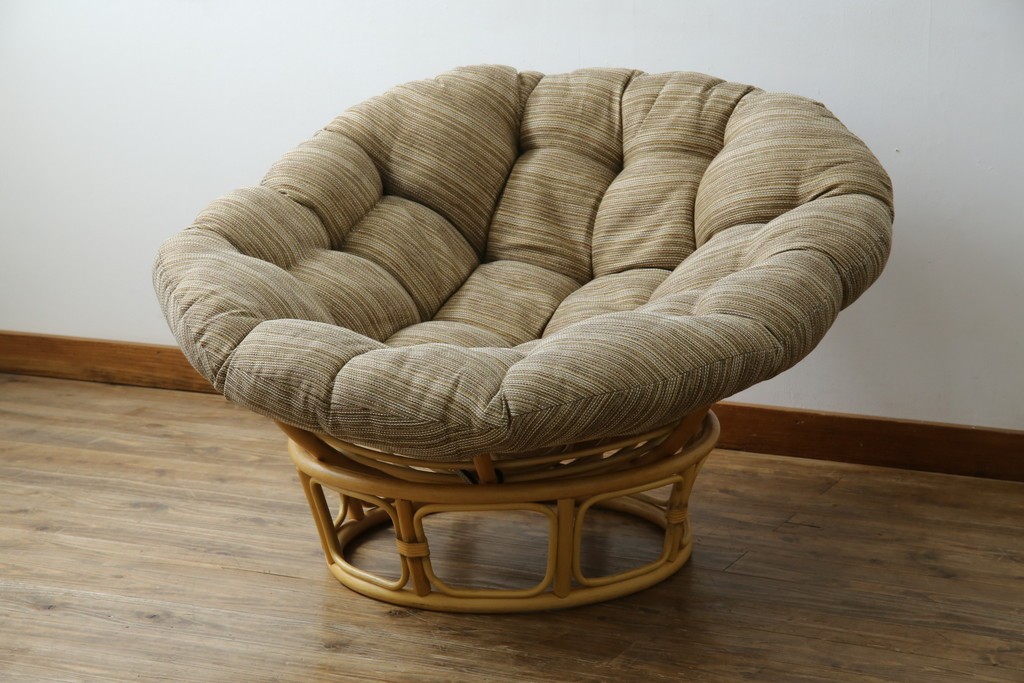 中古　美品　ACME Furniture(アクメファニチャー)　WICKER(ウィッカー)　ラタンフレームと柔らかなファブリックの素材感が魅力のイージーチェア　(R-084944)