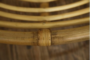 中古　美品　ACME Furniture(アクメファニチャー)　WICKER(ウィッカー)　ラタンフレームと柔らかなファブリックの素材感が魅力のイージーチェア　(R-084944)