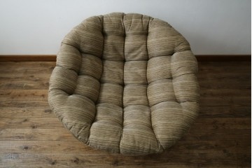 中古　美品　ACME Furniture(アクメファニチャー)　WICKER(ウィッカー)　ラタンフレームと柔らかなファブリックの素材感が魅力のイージーチェア　(R-084944)