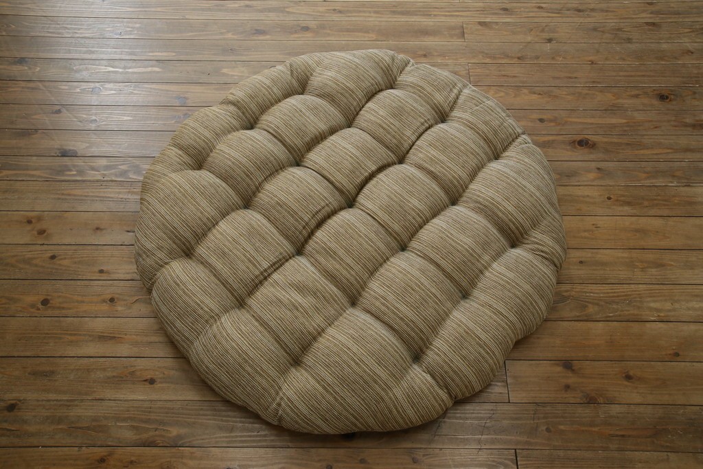 中古　美品　ACME Furniture(アクメファニチャー)　WICKER(ウィッカー)　ラタンフレームと柔らかなファブリックの素材感が魅力のイージーチェア　(R-084944)