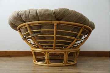 中古　美品　ACME Furniture(アクメファニチャー)　WICKER(ウィッカー)　ラタンフレームと柔らかなファブリックの素材感が魅力のイージーチェア　(R-084944)
