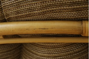 中古　美品　ACME Furniture(アクメファニチャー)　WICKER(ウィッカー)　ラタンフレームと柔らかなファブリックの素材感が魅力のイージーチェア　(R-084944)