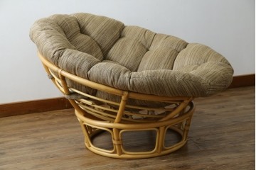 中古　美品　ACME Furniture(アクメファニチャー)　WICKER(ウィッカー)　ラタンフレームと柔らかなファブリックの素材感が魅力のイージーチェア　(R-084944)