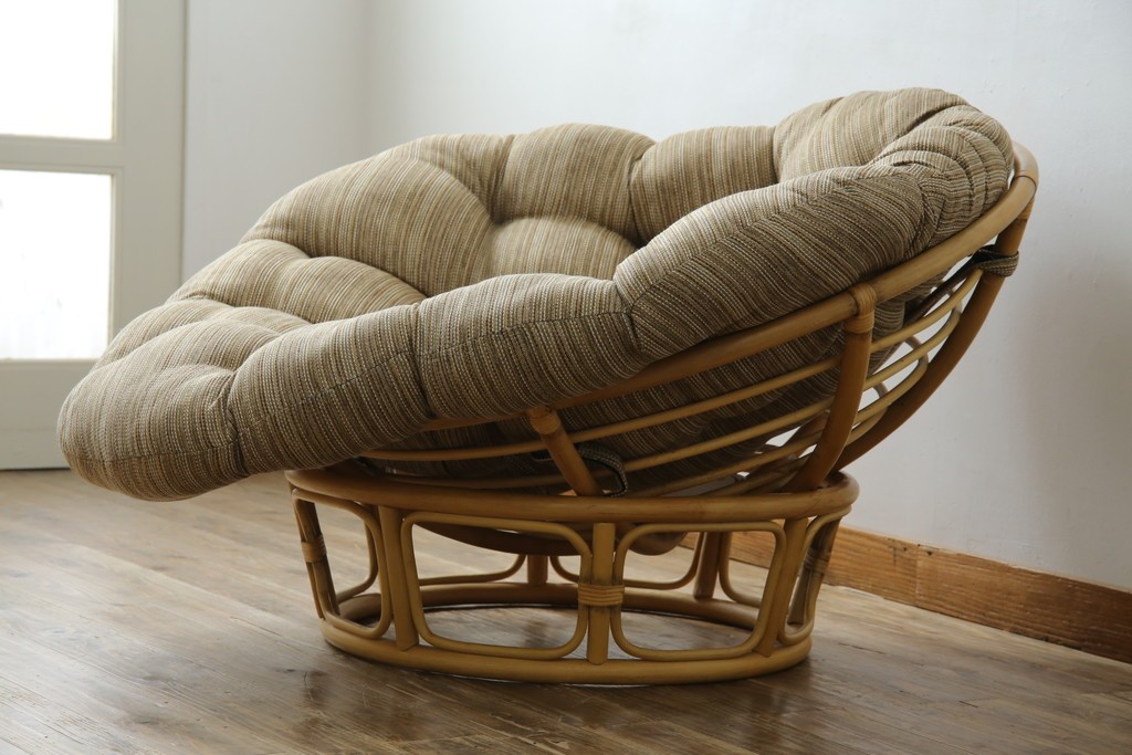 中古　美品　ACME Furniture(アクメファニチャー)　WICKER(ウィッカー)　ラタンフレームと柔らかなファブリックの素材感が魅力のイージーチェア　(R-084944)