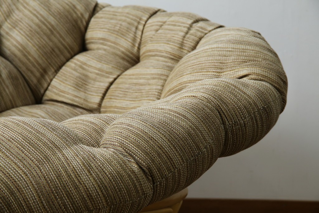 中古　美品　ACME Furniture(アクメファニチャー)　WICKER(ウィッカー)　ラタンフレームと柔らかなファブリックの素材感が魅力のイージーチェア　(R-084944)