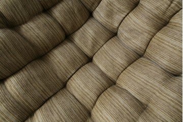 中古　美品　ACME Furniture(アクメファニチャー)　WICKER(ウィッカー)　ラタンフレームと柔らかなファブリックの素材感が魅力のイージーチェア　(R-084944)