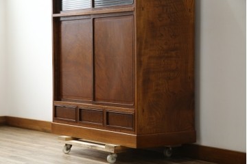 和製ヴィンテージ　上手物　総欅材　上杢が映える漆塗りの指物工芸茶箪笥　(R-084945)