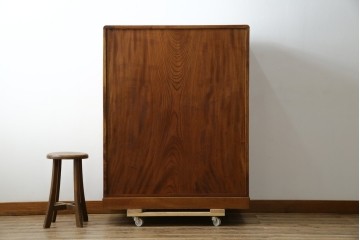 和製ヴィンテージ　上手物　総欅材　上杢が映える漆塗りの指物工芸茶箪笥　(R-084945)