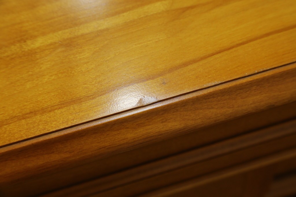 中古　美品　横浜クラシック家具　ダニエル(daniel)　上品な木肌が美しい重厚な両袖デスク　(R-084947)