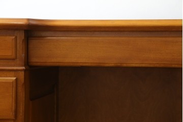 中古　美品　横浜クラシック家具　ダニエル(daniel)　上品な木肌が美しい重厚な両袖デスク　(R-084947)