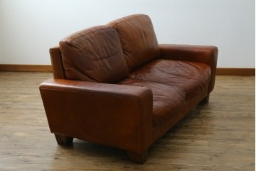 中古　ACME Furniture(アクメファニチャー)　FRESNO(フレスノ)　本革の味わい深い風合いが魅力の二人掛けソファ　定価約33万円　(R-084948)