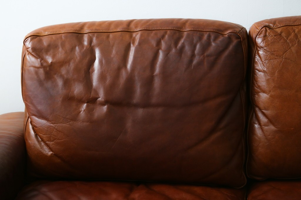 中古　ACME Furniture(アクメファニチャー)　FRESNO(フレスノ)　本革の味わい深い風合いが魅力の二人掛けソファ　定価約33万円　(R-084948)