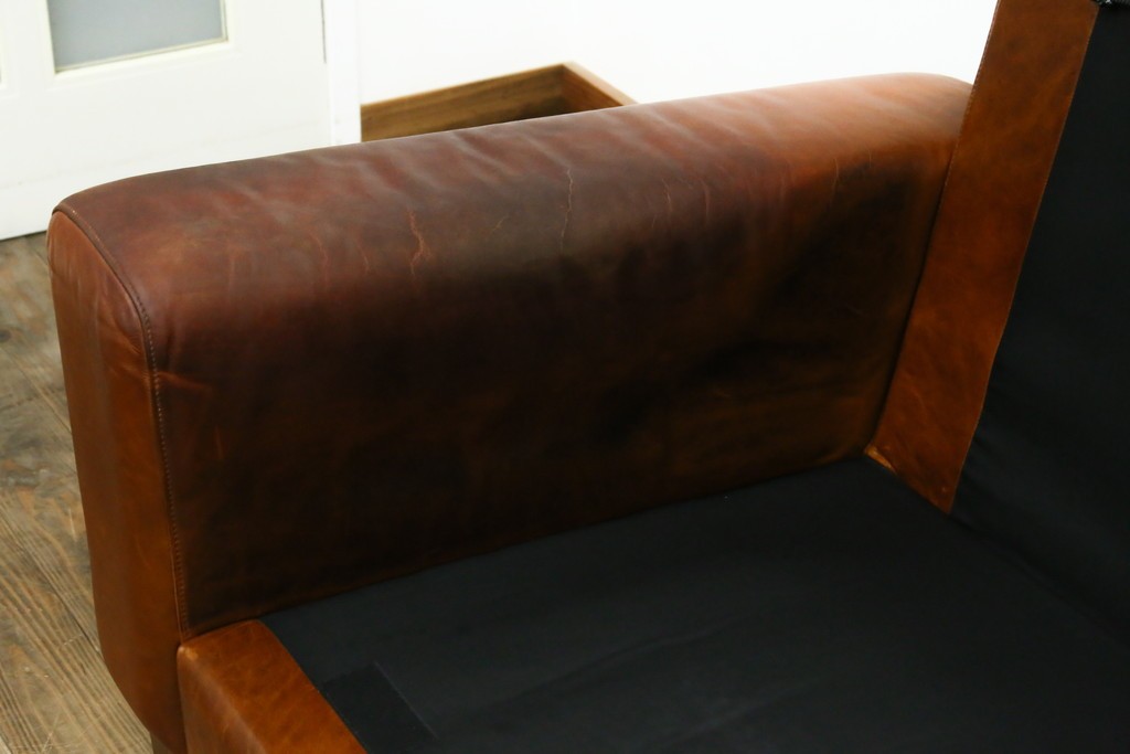 中古　ACME Furniture(アクメファニチャー)　FRESNO(フレスノ)　本革の味わい深い風合いが魅力の二人掛けソファ　定価約33万円　(R-084948)